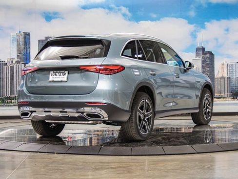 Used 2026 Mercedes-Benz GLC 300 4MATIC image 8