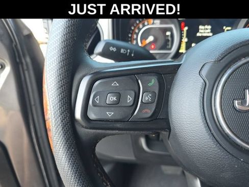 Used 2024 Jeep Gladiator Sport AWD/4WD image 14