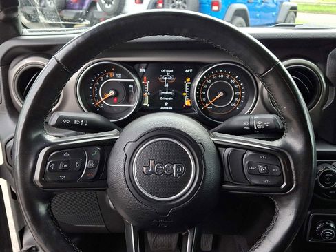 Used 2022 Jeep Gladiator Sport AWD/4WD image 18