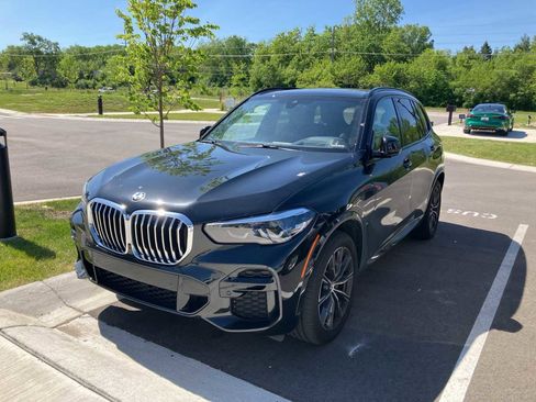 Certified 2023 BMW X5 xDrive40i w/ M Sport Package AWD/4WD image 1