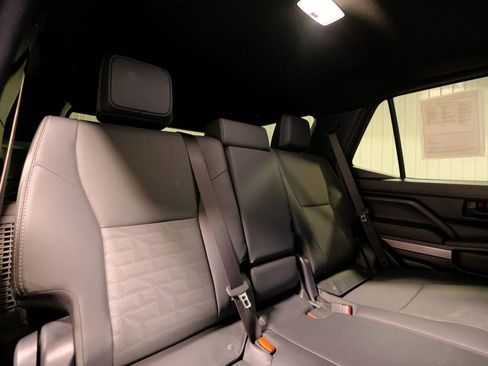 Used 2025 Toyota 4Runner TRD Off-Road Premium w/ Tow Technology Package image 19