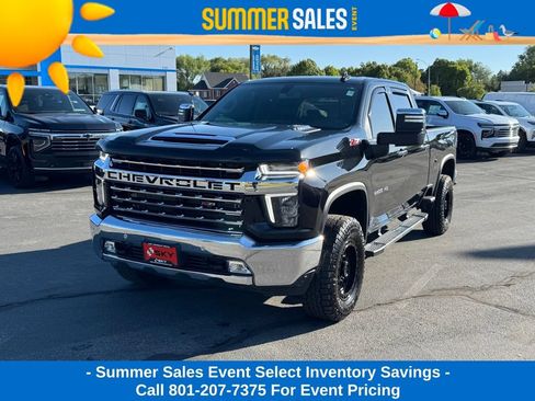 Used 2022 Chevrolet Silverado 2500 LTZ w/ LTZ Plus Package AWD/4WD image 2