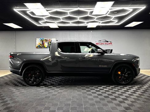 Used 2022 Rivian R1T Launch Edition image 15
