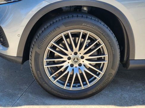 Used 2024 Mercedes-Benz GLC 300 4MATIC image 18