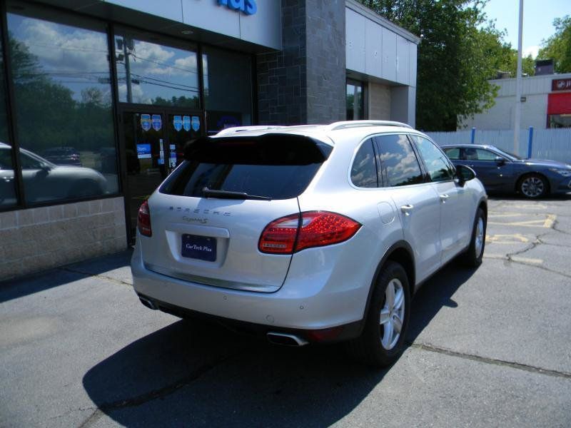 Used 2014 Porsche Cayenne S AWD/4WD image 6