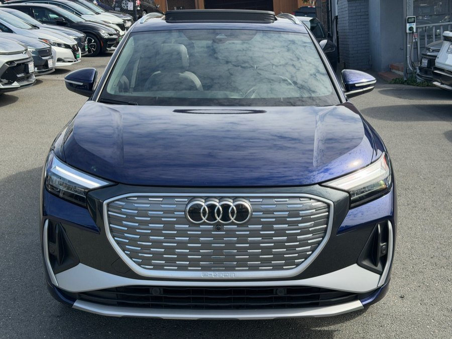 Used 2023 Audi Q4 e-tron Premium Plus AWD/4WD image 2