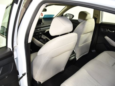 Certified 2025 Honda Accord SE image 45