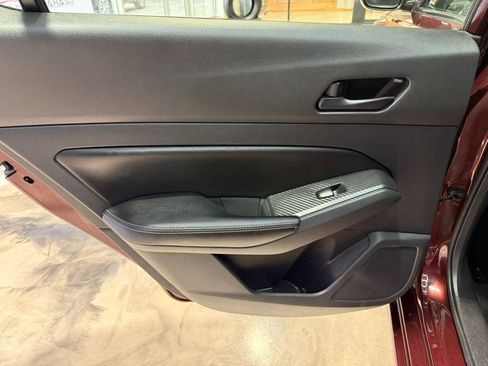 Used 2025 Nissan Altima 2.5 SV image 37