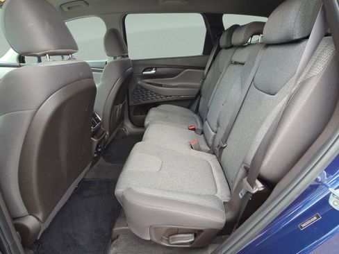 Used 2020 Hyundai Santa Fe SE FWD image 11