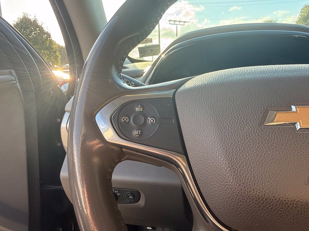 Used 2018 Chevrolet Traverse LT w/ LPO, Black Accent Package FWD image 9