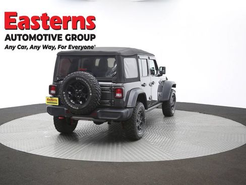 Used 2023 Jeep Wrangler Unlimited w/ Cold Weather Group AWD/4WD image 39