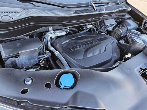 Used 2020 Honda Passport Touring image 17