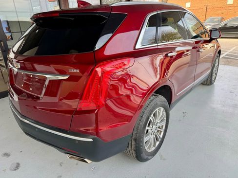 Used 2017 Cadillac XT5 Luxury w/ Driver Awareness Package image 3