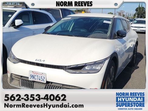 Used 2024 Kia EV6 Light RWD image 1