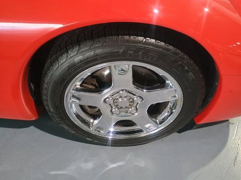 Used 1998 Chevrolet Corvette Convertible image 50