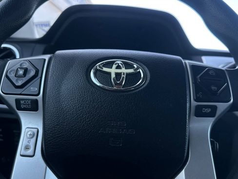 Used 2014 Toyota Tundra SR5 w/ TRD Off Road Package AWD/4WD image 28