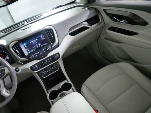 Used 2018 GMC Terrain Denali w/ Advanced Safety Package AWD/4WD image 11