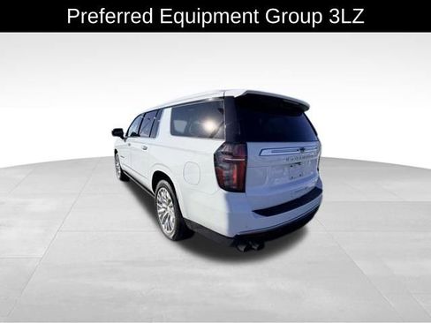 Used 2024 Chevrolet Suburban High Country w/ Max Trailering Package image 5