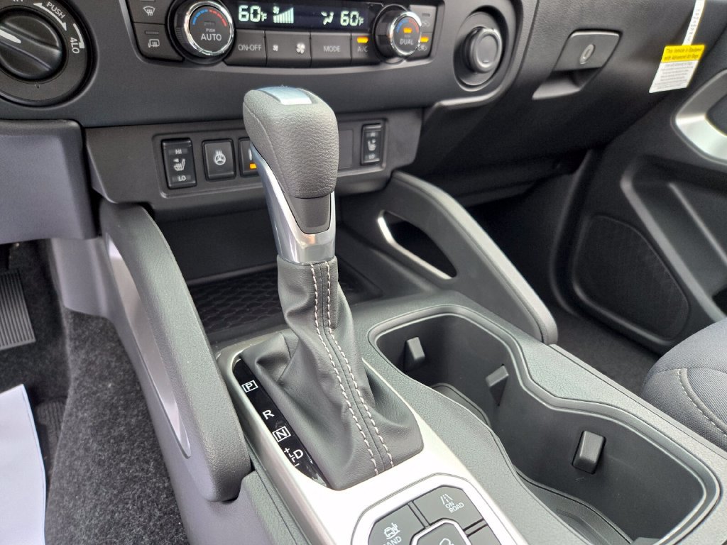 New 2027 Nissan Frontier SV w/ SV Convenience Package AWD/4WD image 9