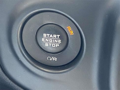 Used 2020 Jeep Gladiator Sport w/ Quick Order Package 24S image 26