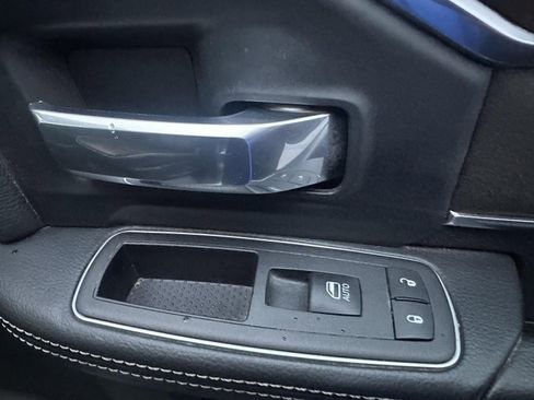 Used 2024 RAM 2500 Laramie w/ Safety Group image 41