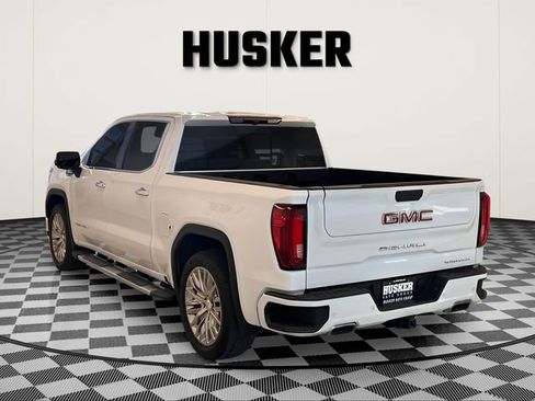 Certified 2022 GMC Sierra 1500 Denali w/ Denali Carbonpro Edition image 5