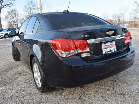 Used 2016 Chevrolet Cruze LT image 5