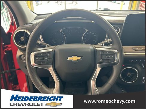 Used 2024 Chevrolet Blazer LT w/ Convenience Package AWD/4WD image 18