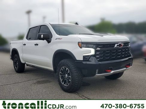 Used 2023 Chevrolet Silverado 1500 ZR2 w/ Technology Package AWD/4WD image 1