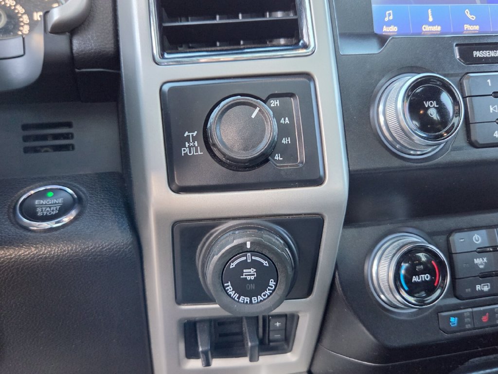Used 2020 Ford F150 Lariat w/ Equipment Group 502A Luxury AWD/4WD image 22