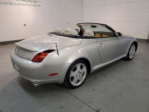 Used 2003 Lexus SC 430 Convertible image 6