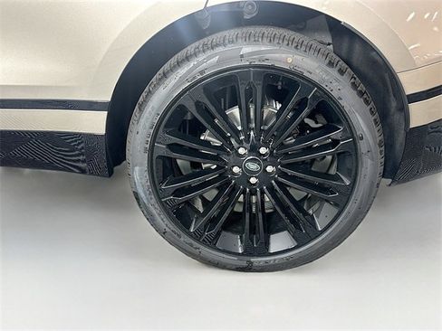 New 2026 Land Rover Range Rover Velar Dynamic SE image 28