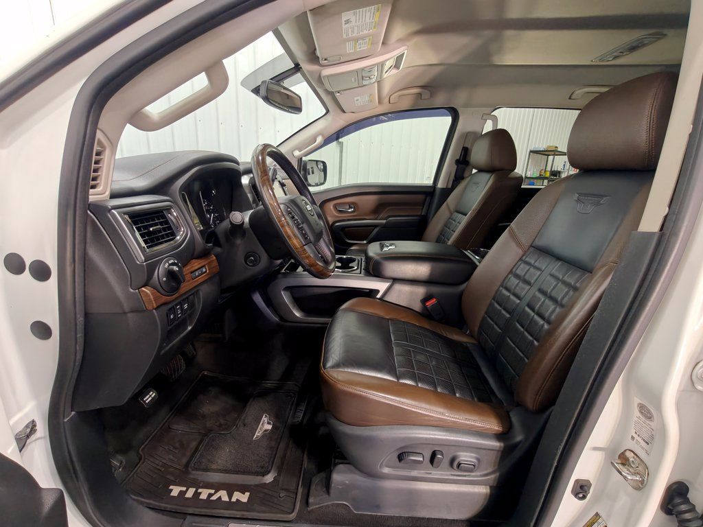 Used 2018 Nissan Titan Platinum Reserve AWD/4WD image 30