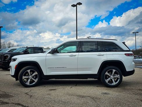 New 2026 Jeep Grand Cherokee Limited AWD/4WD image 6