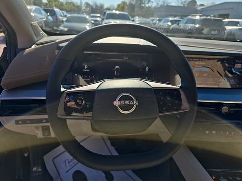 New 2026 Nissan Murano Platinum image 18