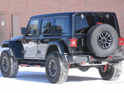 Used 2024 Jeep Wrangler Unlimited Rubicon image 10