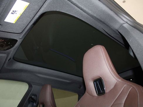 Certified 2025 BMW iX xDrive50 image 15