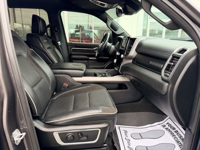 Used 2022 RAM 1500 Laramie AWD/4WD image 7