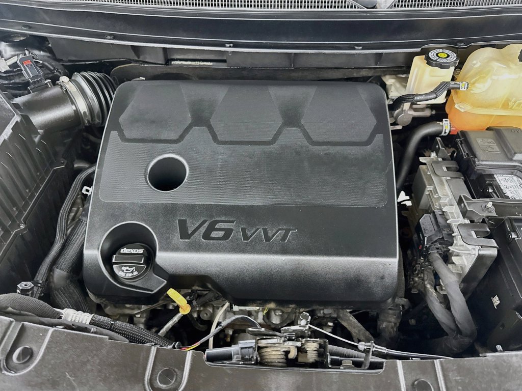 Used 2019 Chevrolet Traverse LT w/ LT Premium Package FWD image 41