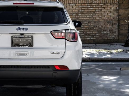 Used 2022 Jeep Compass Latitude image 58