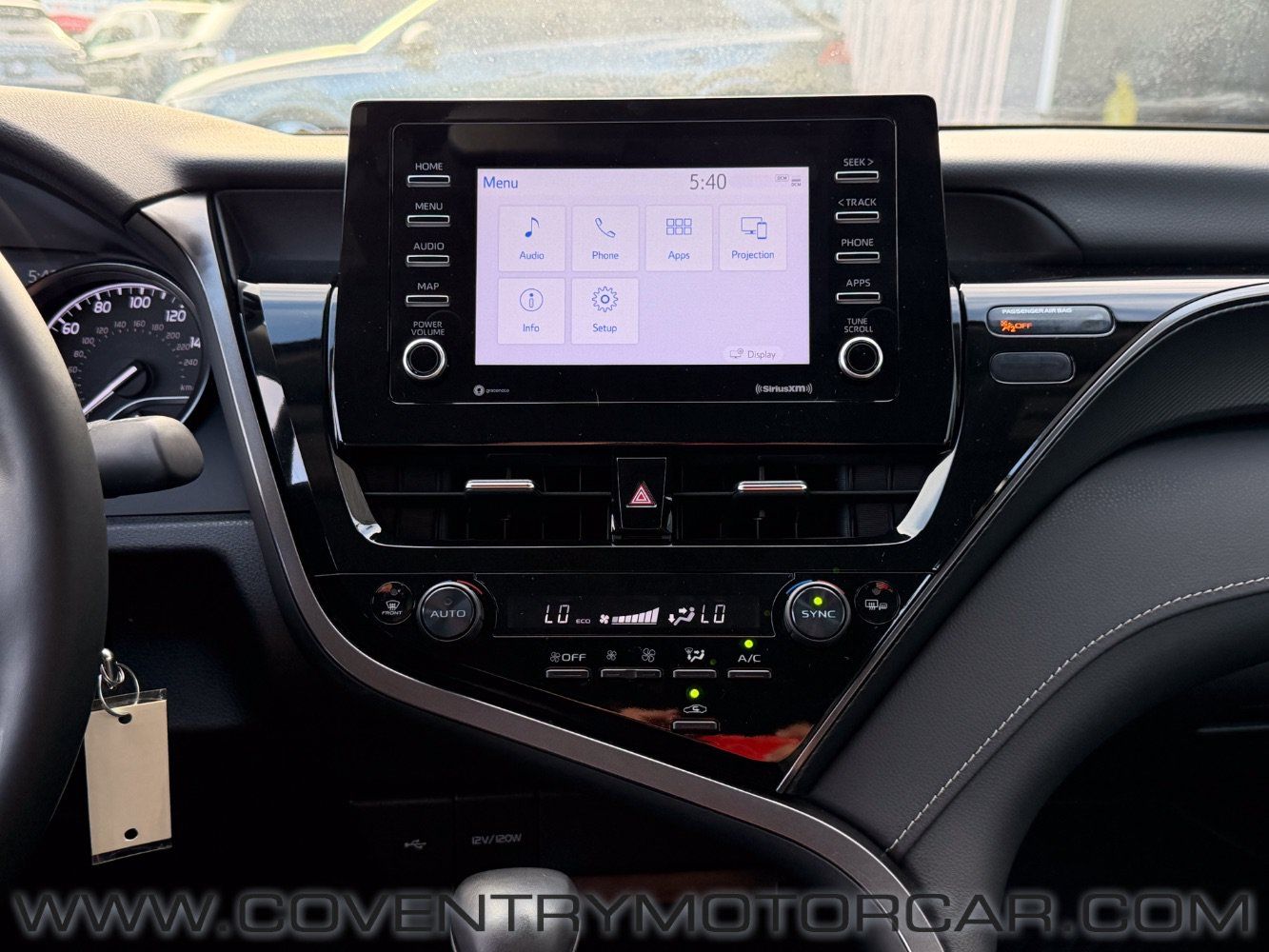 Used 2024 Toyota Camry SE w/ Cold Weather Package AWD/4WD image 20