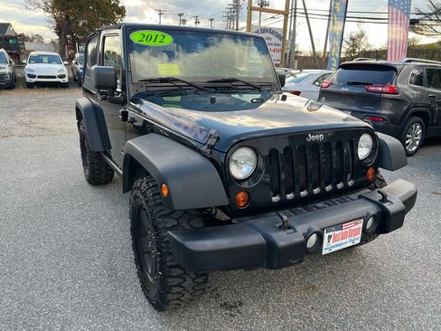 Used 2012 Jeep Wrangler Rubicon w/ PWR Convenience Group image 5