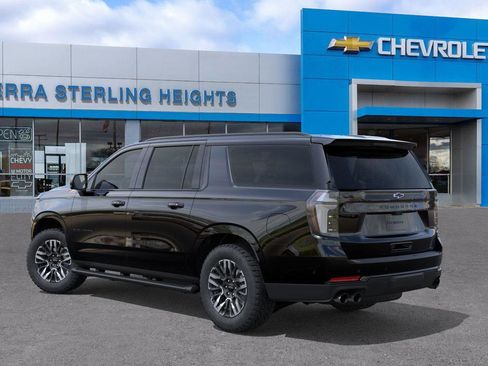 New 2026 Chevrolet Suburban Z71 w/ Z71 Off-Road Package image 3