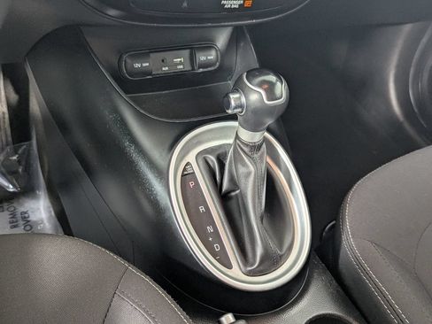 Used 2018 Kia Soul w/ Convenience Package FWD image 21