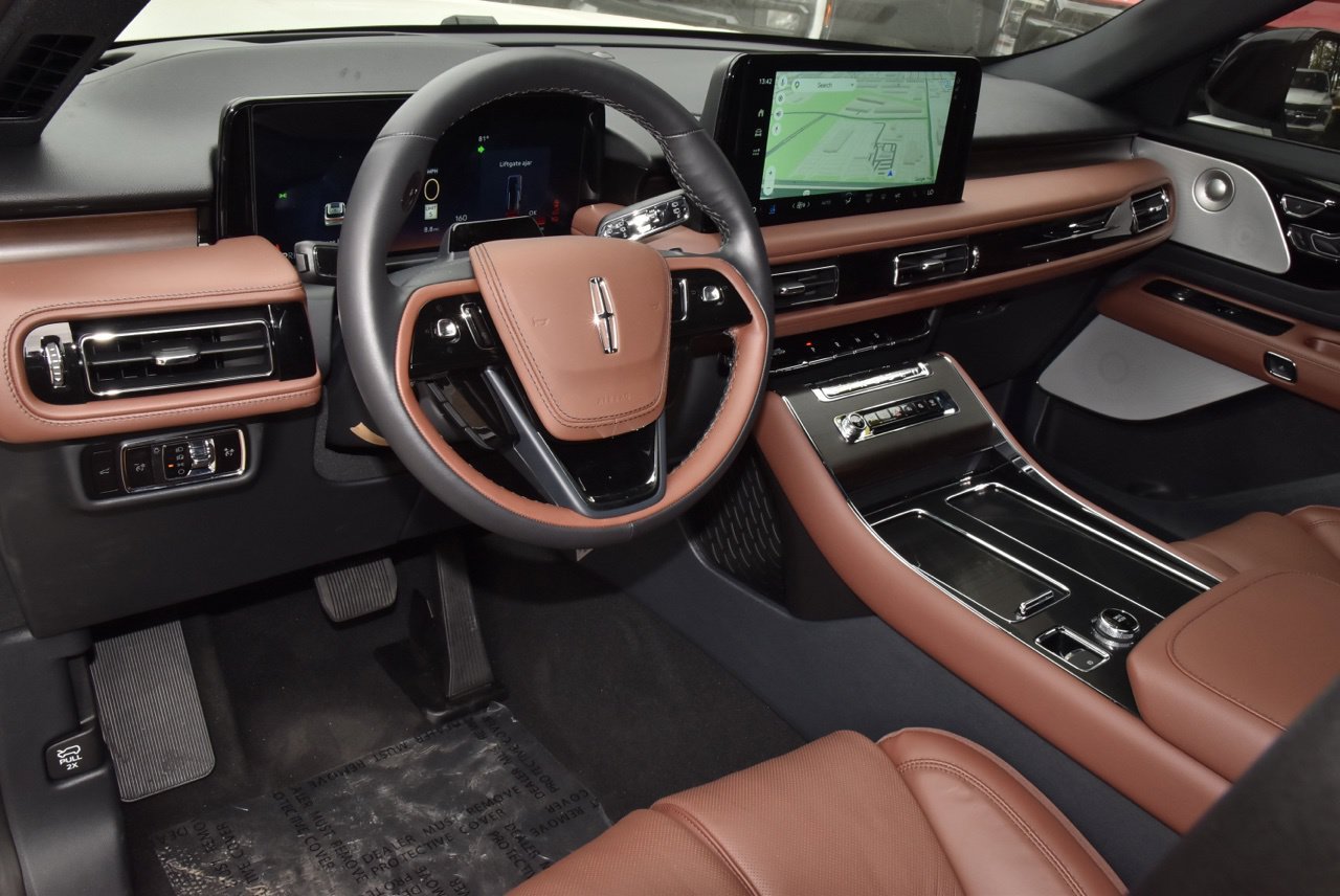 New 2027 Lincoln Aviator Reserve AWD/4WD image 35