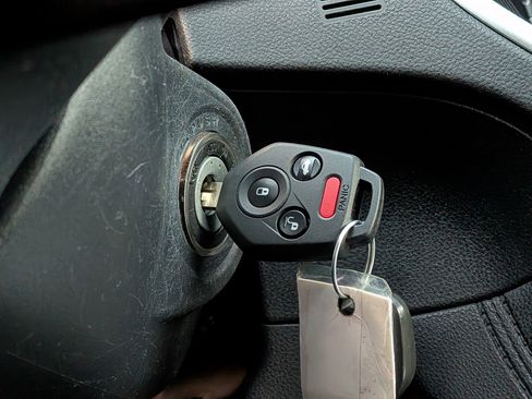 Used 2019 Subaru Crosstrek 2.0i Premium AWD/4WD image 25