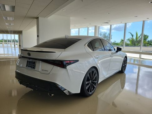 Used 2025 Lexus IS 350 F Sport RWD image 8
