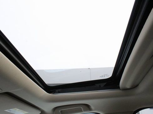 Used 2019 Honda CR-V Touring image 43