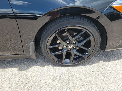 Used 2022 Honda Civic Sport image 12