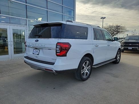 Used 2023 Ford Expedition Max Limited image 5